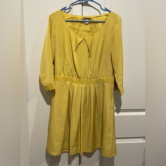H&M Dresses & Skirts - H&M yellow dress